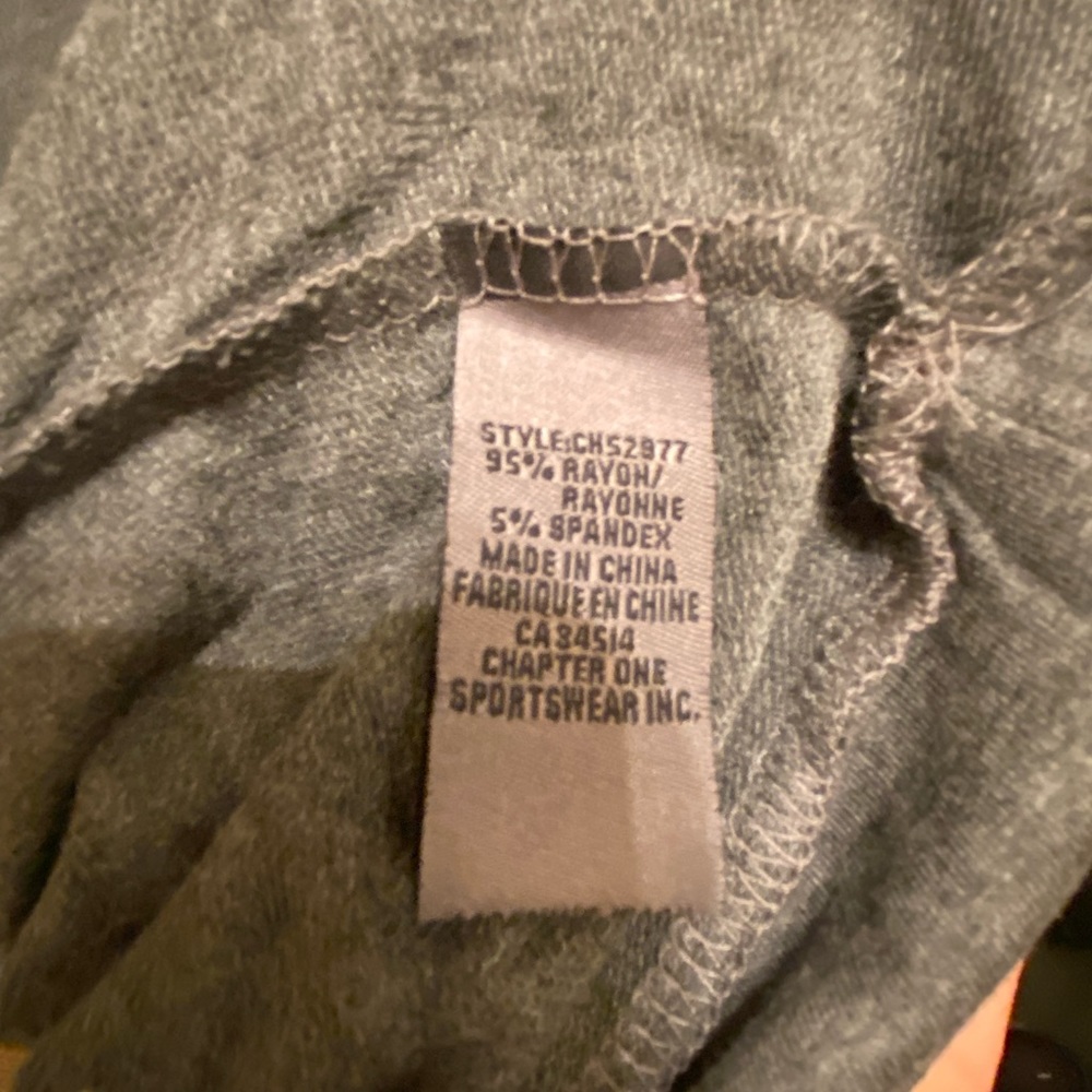 One - Mock neck - Picture 4 of 4